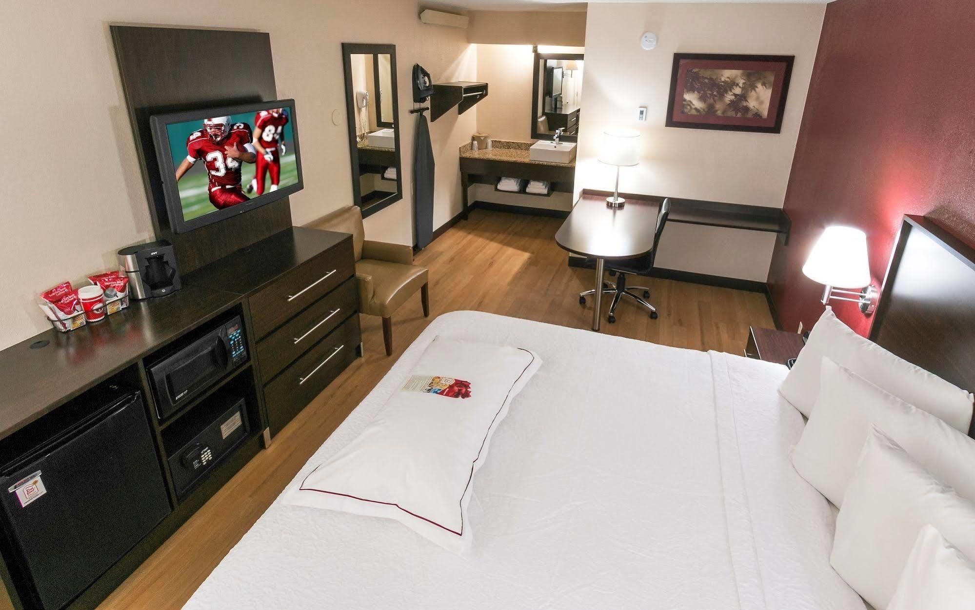 Red Roof Inn Plus+ Baltimore North - Timonium Εξωτερικό φωτογραφία